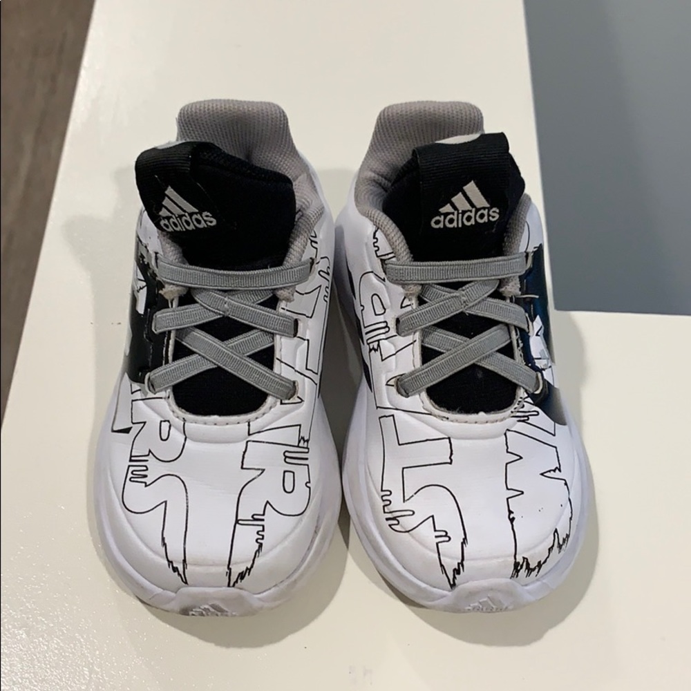 Adidas Starwars little kid shoes Size 5.5